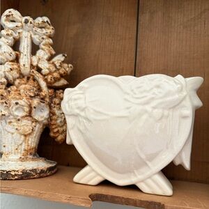 Vintage Heart Rose Design Elegant Cream Ceramic Vase Planter Home Decor
